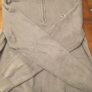 Vineyard Vines Youth XL (16-18) 1/4 zip Grey